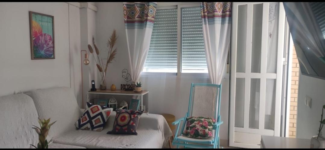 Mi Pisito Apartment โรเกตัสเดมาร์ ภายนอก รูปภาพ