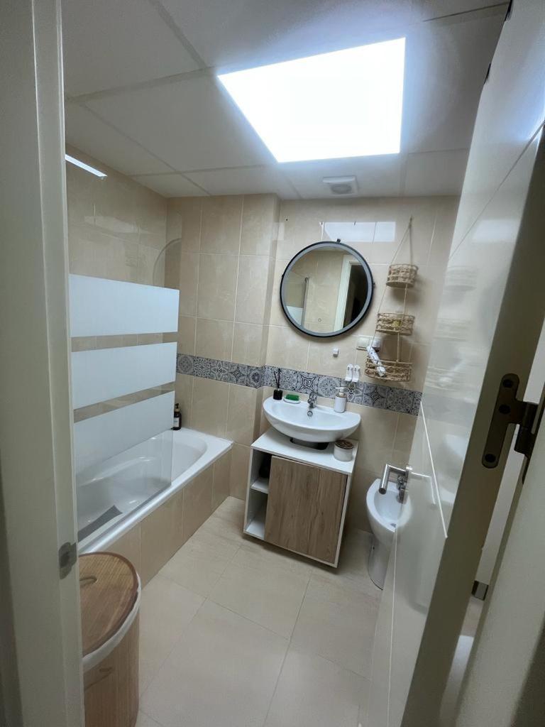 Mi Pisito Apartment โรเกตัสเดมาร์ ภายนอก รูปภาพ