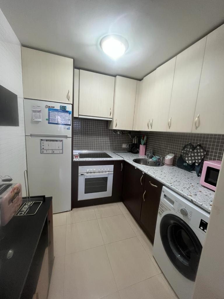 Mi Pisito Apartment โรเกตัสเดมาร์ ภายนอก รูปภาพ